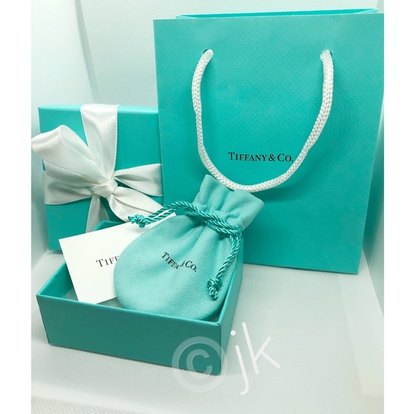 New Authentic Tiffany Co Gift Packaging 